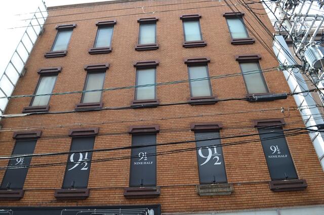 ⻄中島南⽅駅徒歩2分　駅近でアクセス◎内装おしゃれで美麗なバー居抜き物件